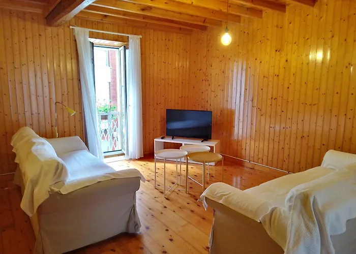 A Casa De Regina * مالبيسا